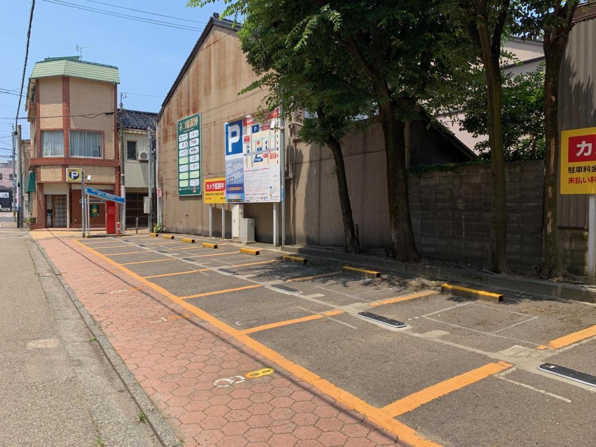 Apa Hotel Komatsu Grand Екстер'єр фото